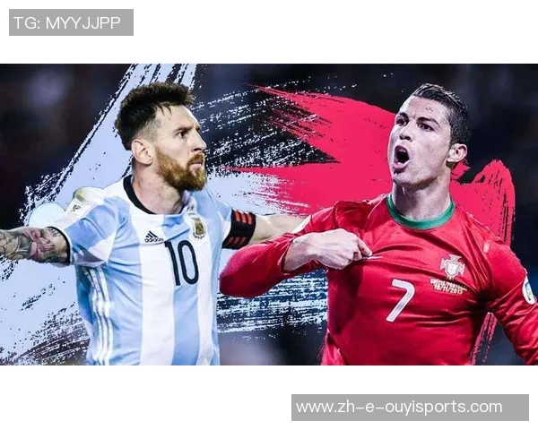 梅西与C罗巅峰对决球星海报素材展现传奇足球风采